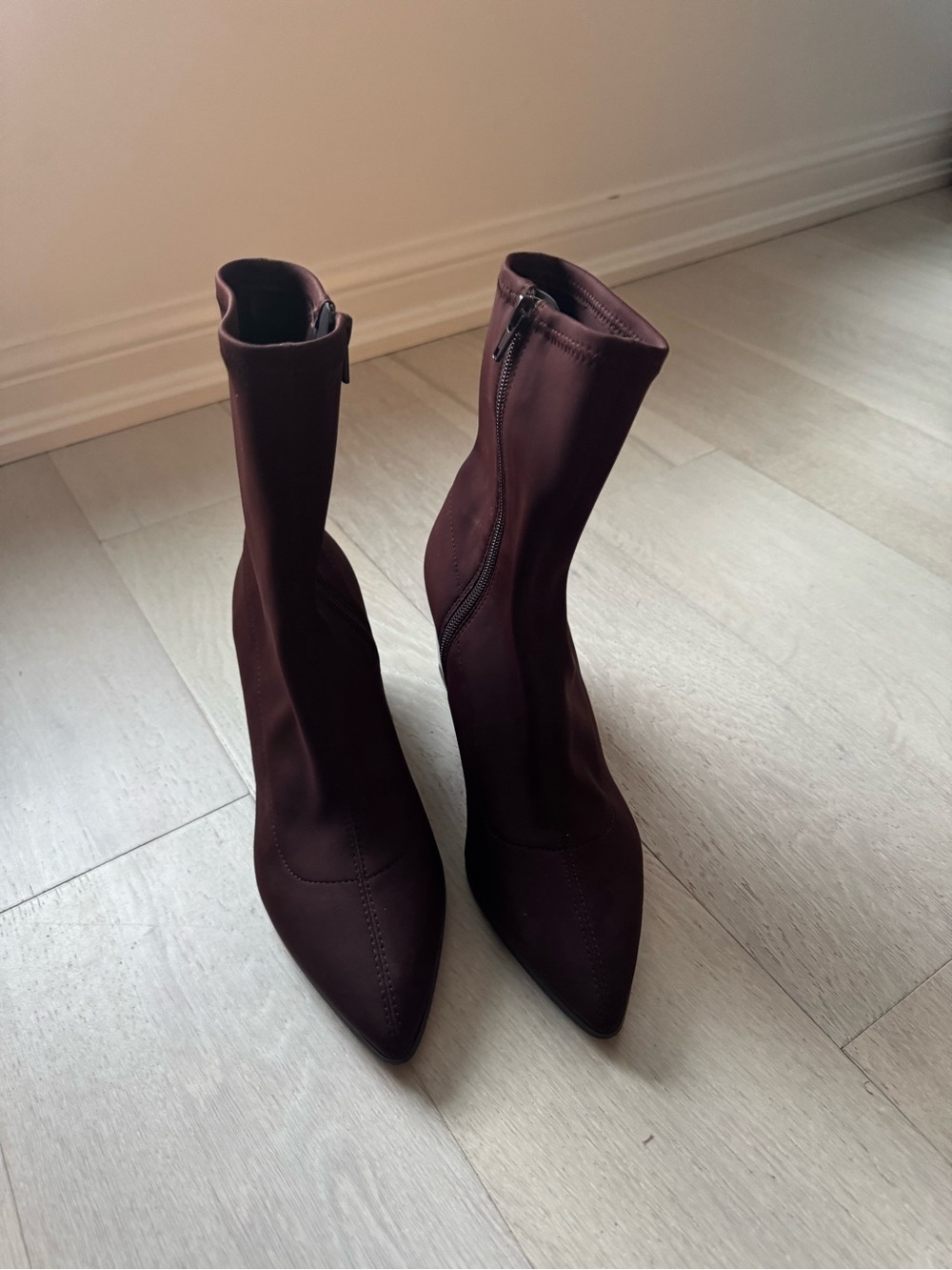 Aldo Pointed Toe Stretch Ankle Boots in Burgundy